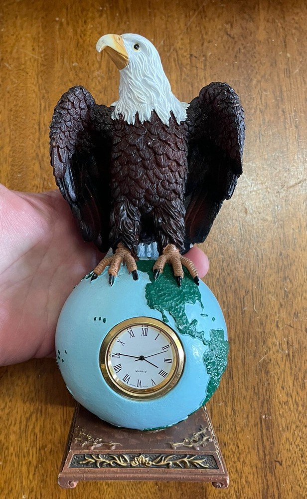 HERCO Eagle Globe Earth Clock Figurine 7.5” H Needs Battery