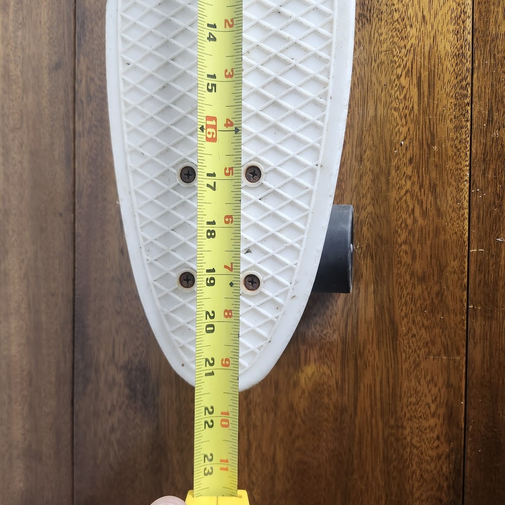 OLD SKATEBOARD Unbranded Good Preowned Condition