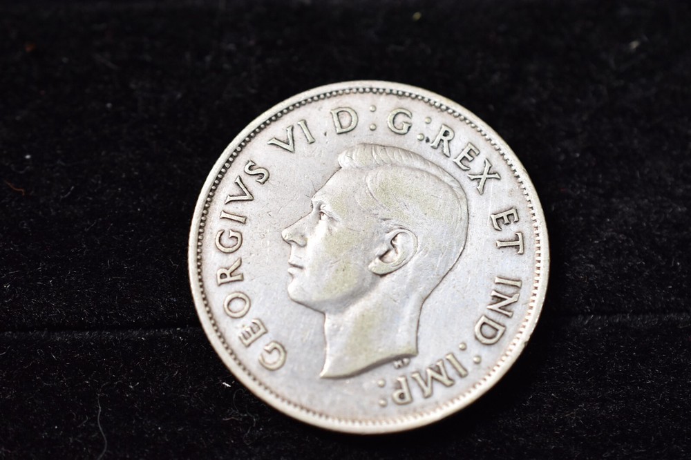 CANADA 1940 50 CENT COIN