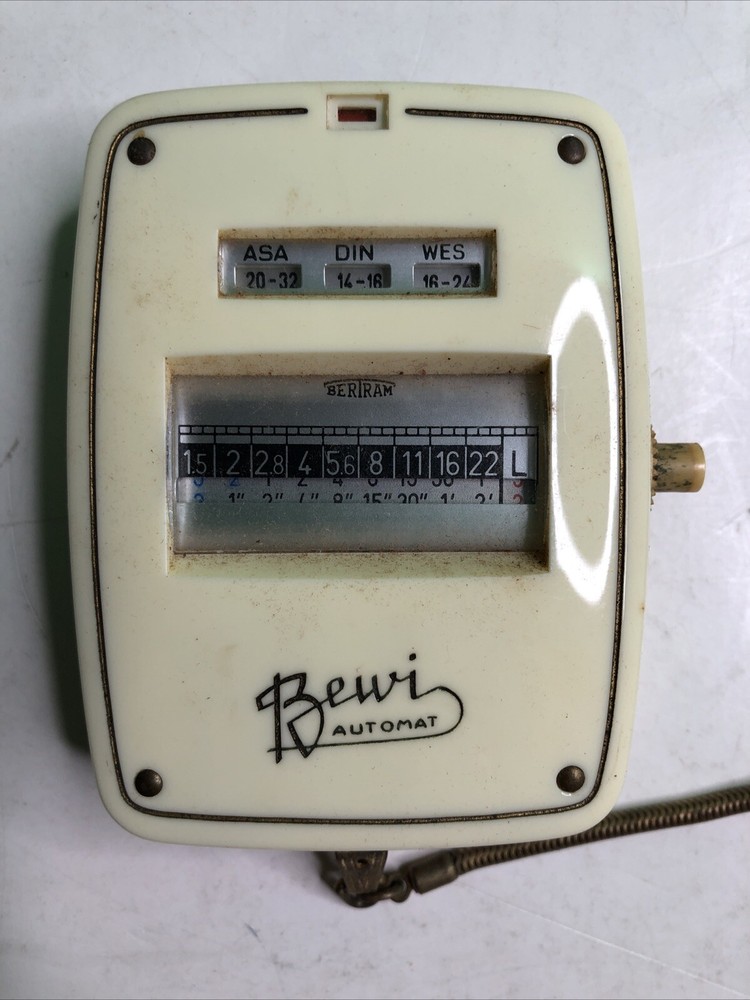 Bewi 1955 Automat Light Meter With Bertram Leather Case Vintage