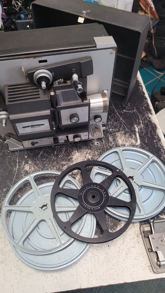 READ Bell & Howell Compatible 8 mm/Super 8 Autoload projector Model 466A READ