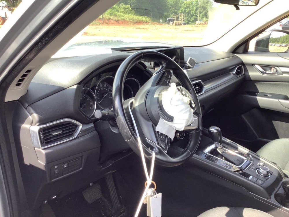 CX-5 2018 Glove Box 4689648
