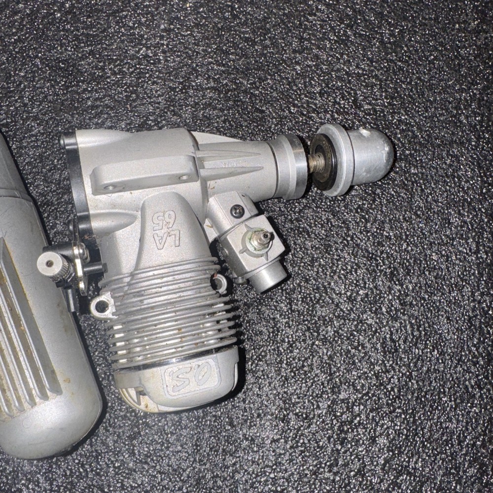 OS MAX-65LA RC Airplane 2-Stroke Glow Engine with E-4010 Muffler NICE