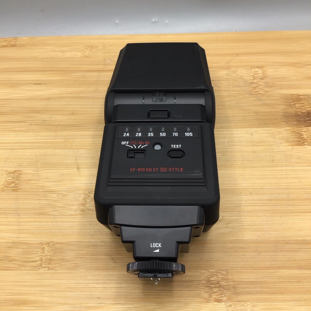 Sigma EF-610 DG ST Electronic Flash For Canon With Bag.