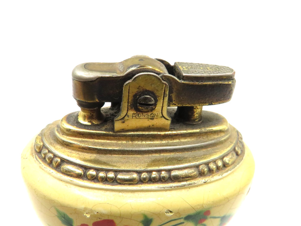 VINTAGE CERAMIC "LEONA" RONSON TABLE LIGHTER - BEEN FIRED - SELLING AS IS**