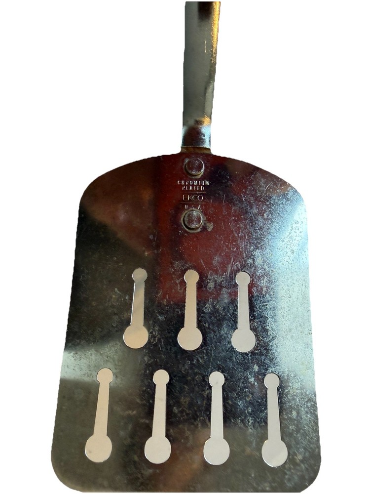 Ekco Chromium Plated Keyhole Spatula Short Handle Black Plastic Melt Marks 10”