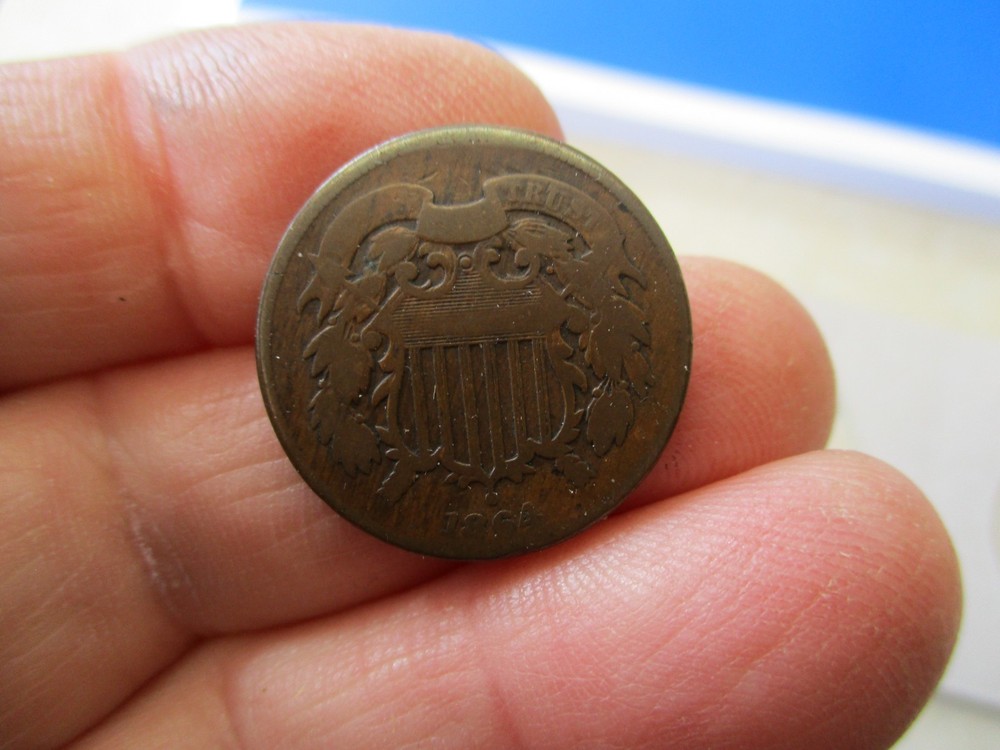 1864 2 Cent piece, nice midgrade bwon coin, defect free! $24