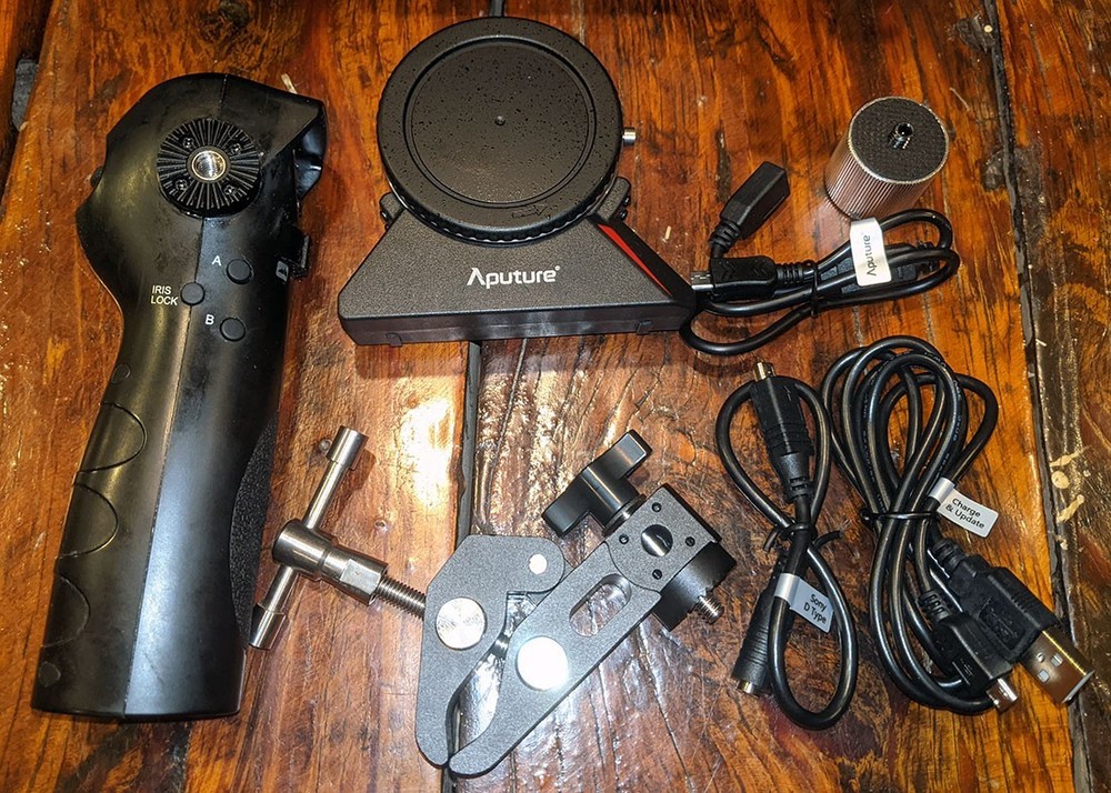 Aputure DEC Wireless Remote E-Mount Adapter With Case