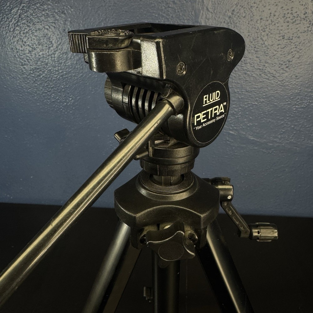 Fluid Petra Tripod Extendable Adjustable Camera Video Recorder Fold Up Tripod