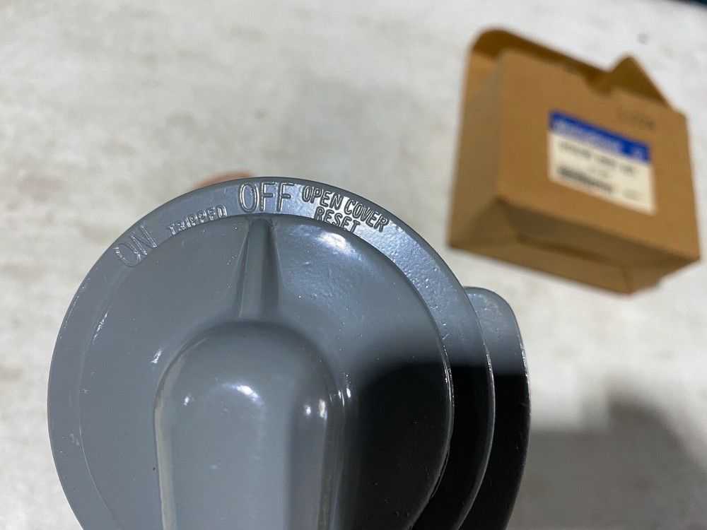 Westinghouse 47A4446G21 Operating Handle Assembly w/hardware NOS