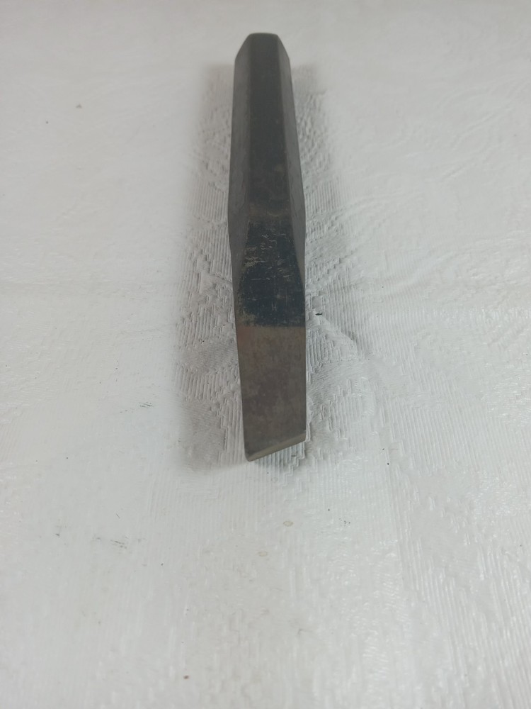 Williams C-?6 Diamond Point Cold Chisel, 7" Long