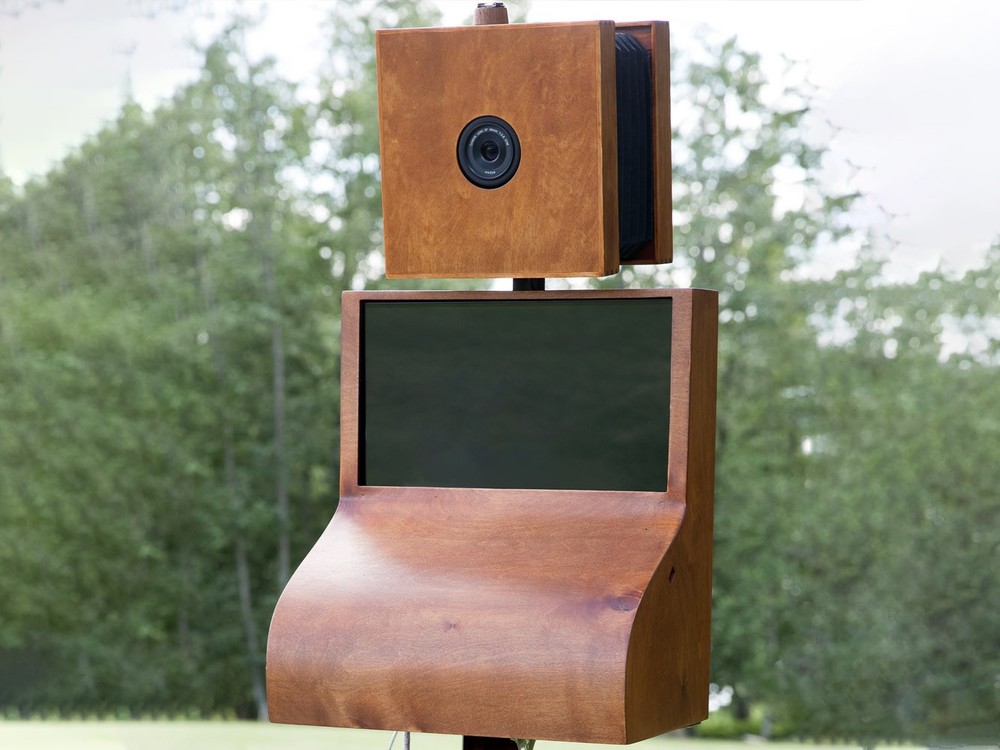 Vintage Party Photo Booth Machine Shell with Flight Case