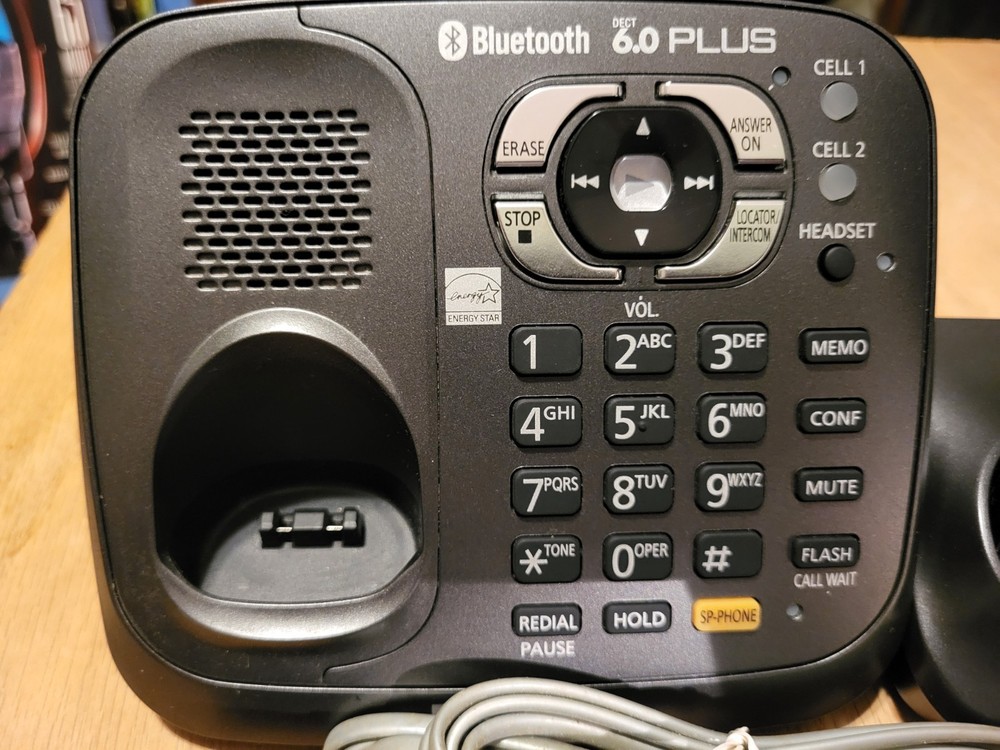 Panasonic KX-TG6581 Bluetooth 6.0 DECT Plus Answering System w/Handset READ