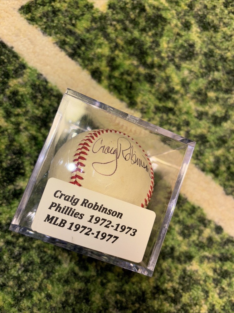 Craig Robinson Autographed Baseball & Case, ONL, Phillies