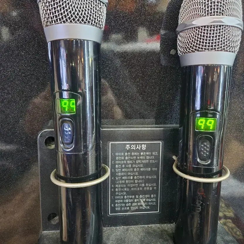 Decom DMK941 PLUS Wireless Microphone for Karaoke