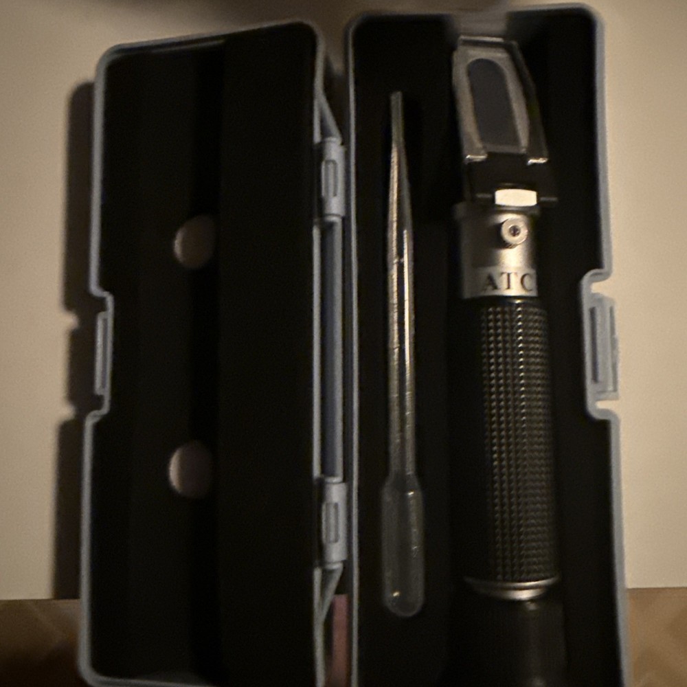 ATC portable refractometer New And Tested