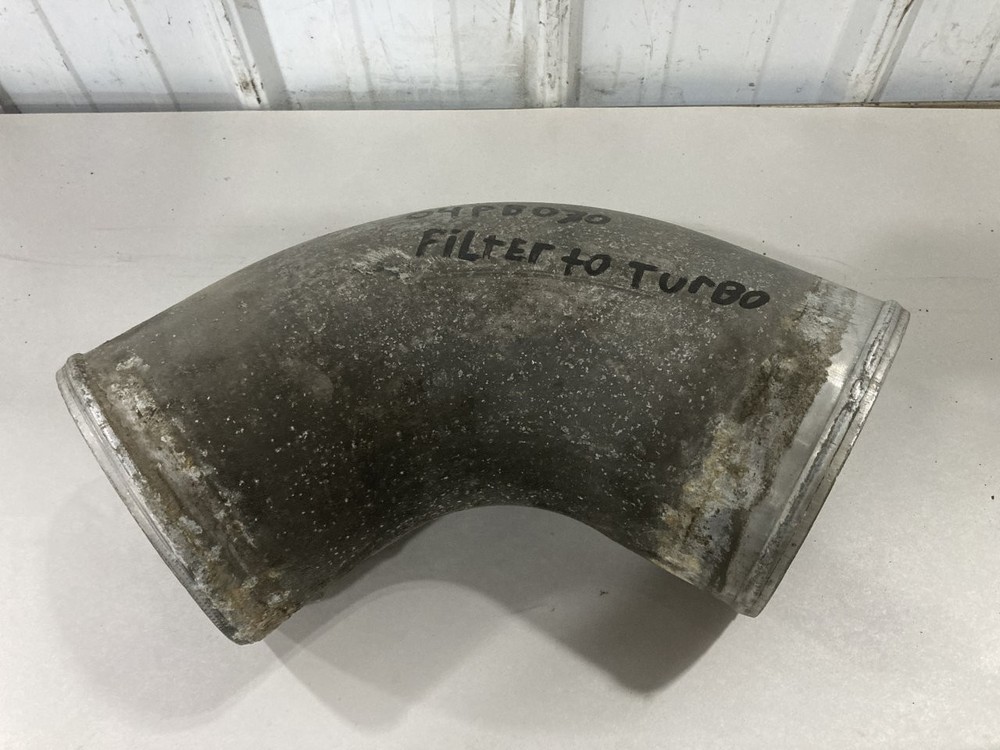 Peterbilt 387 Air Transfer Tube - Used