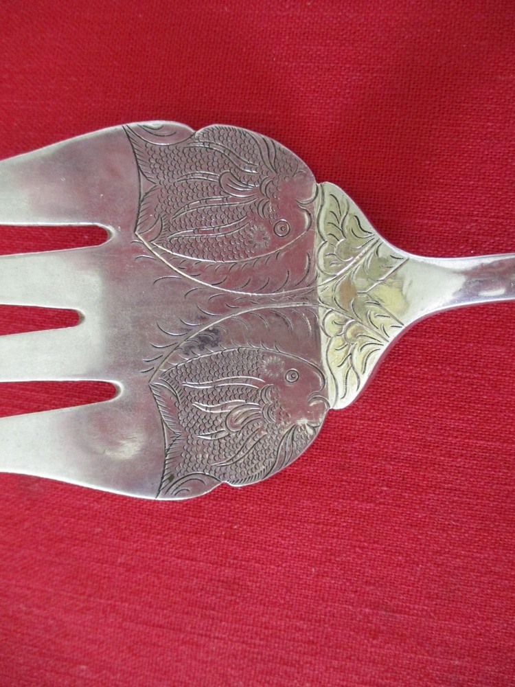 800 Silver Vintage Serving Fork, Floral Handle, Etched Pattern Utensil, 116 Gr