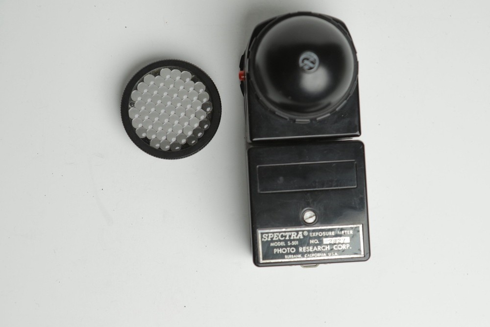 Spectra Combi-500 Analog Exposure Meter with Case and Accessories