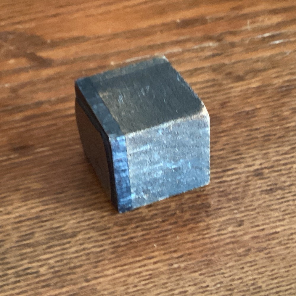 Vintage Letterpress Printing Block Thimble House Home Image