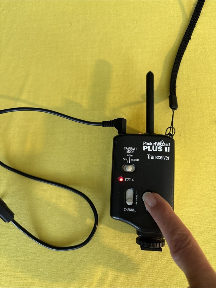 PocketWizard Plus II Transceiver Plus Stroboframe And Neewer Remote.