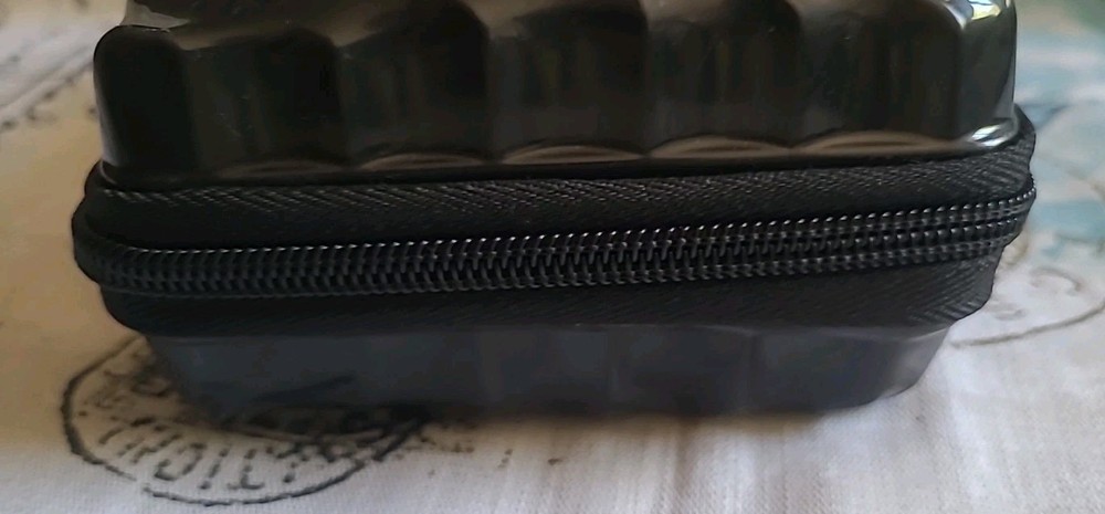 Tumi Delta Black Plastic Hard Shell Travel Case Excellent Condition