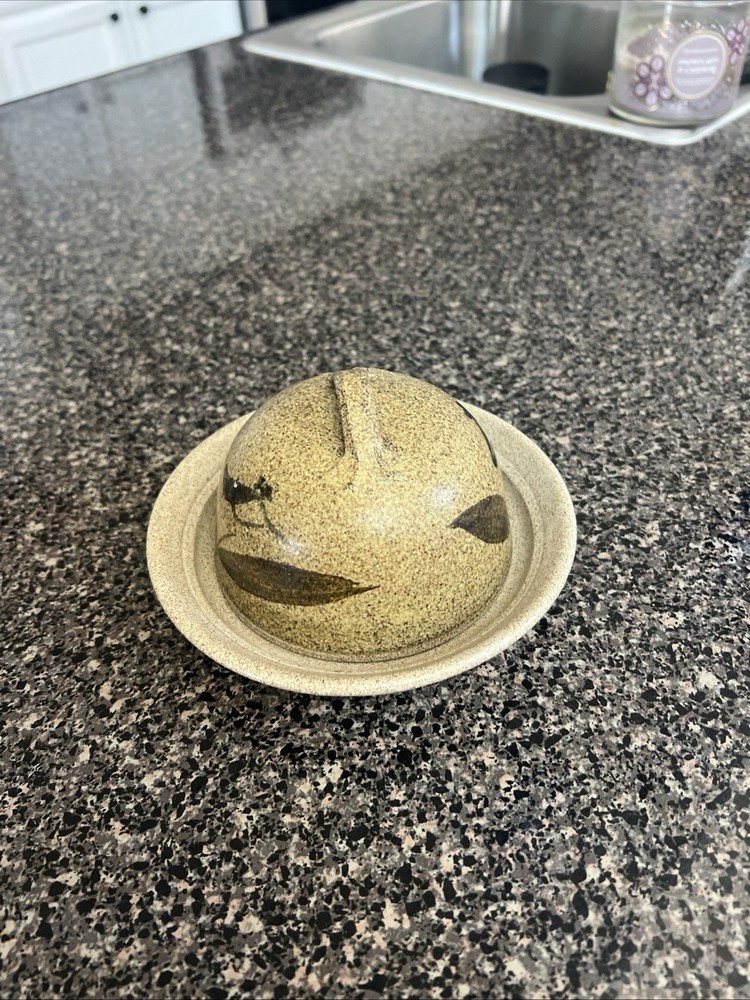 Gorgeous Studio Pottery Cheese Plate W/Cover