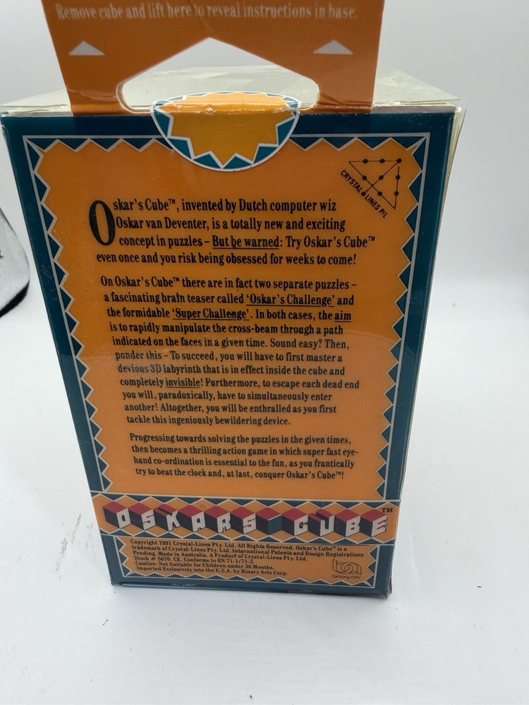Oskar’s Cube 3D Maze Puzzle Brain Teaser w/ Display Case NIB Binary Arts 1991