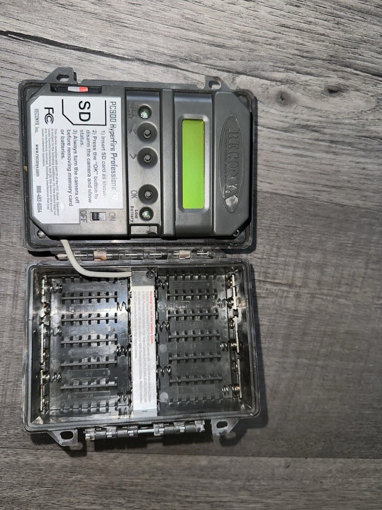 Reconyx PC900 Hyperfire Professional Covert IR Trail Camera