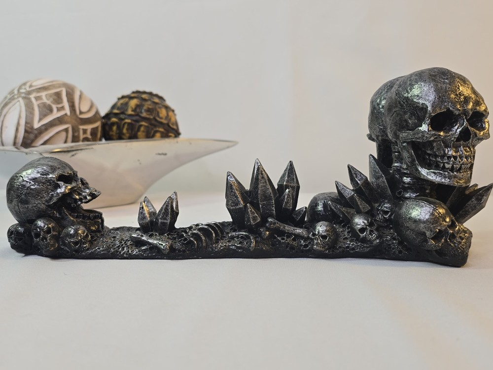 Skull Gothic Style Art Deco/Incense Holder