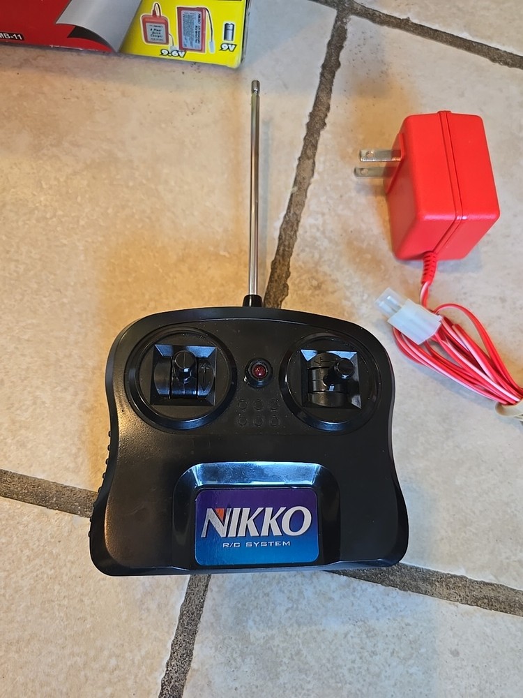 Vintage Wave Buster Nikko Boat with Remote Tested (Please Read)