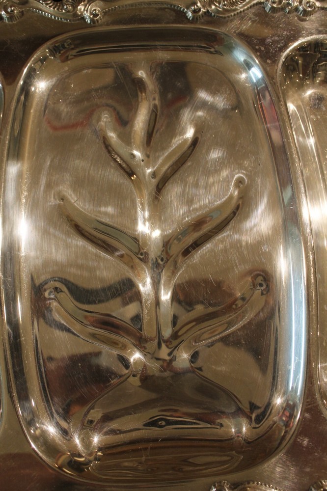 Vintage Silverplate WALLACE "Chippendale" Pattern Footed Meat Serving Tray x108