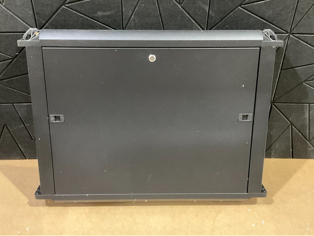 StarTech Server Equipment Rack 12U RK1236BKF 🇺🇸✨🇺🇸✨ NEW! SEALED INSIDE!