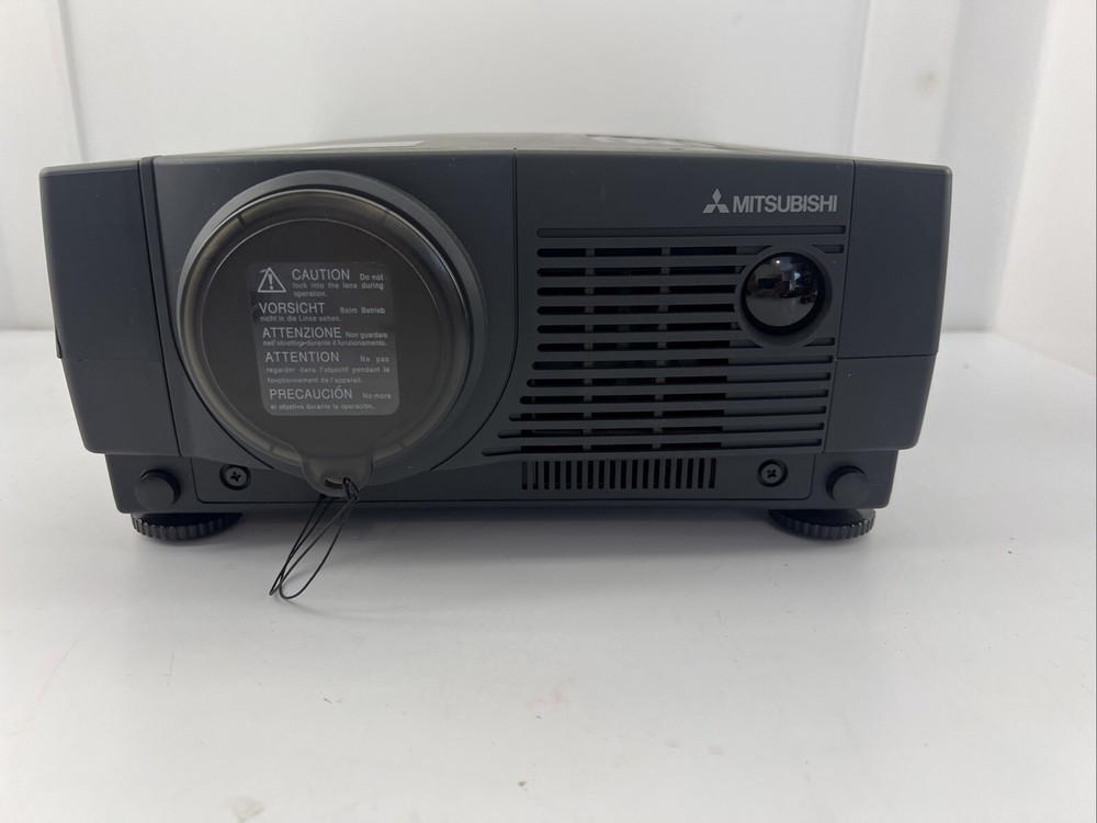 MITSUBISHI X300 LCD Projector User Manual, Cables Tested & Working