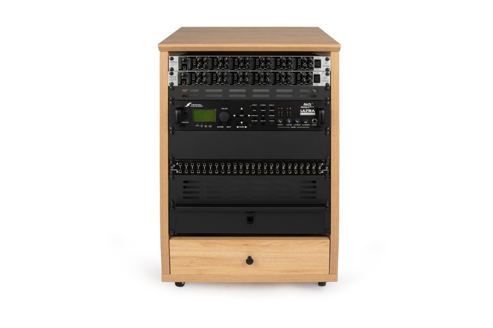 Gator Elite Series 12U Angled Studio Rack with Locking Casters - Maple Finish