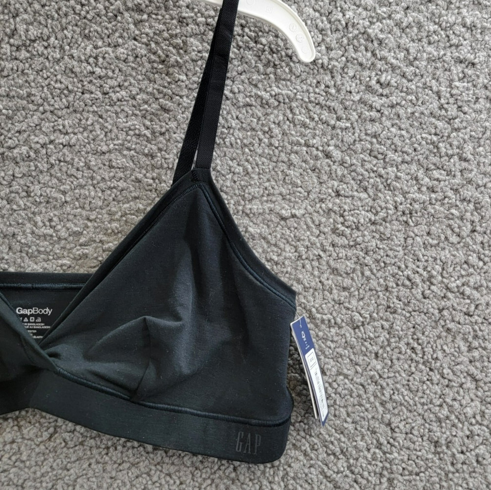 GAP GapBody Breathe Full Coverage Bralette Women's L True Black Solid Pullover