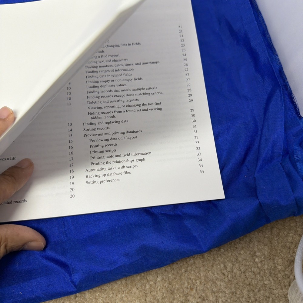 FileMaker Pro 7 Software for Mac CD-ROM Complete with Box & Manuals