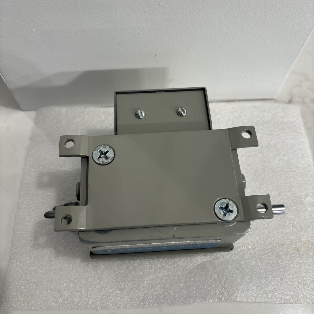 VEEDER ROOT MECHANICAL COUNTER 123915-681