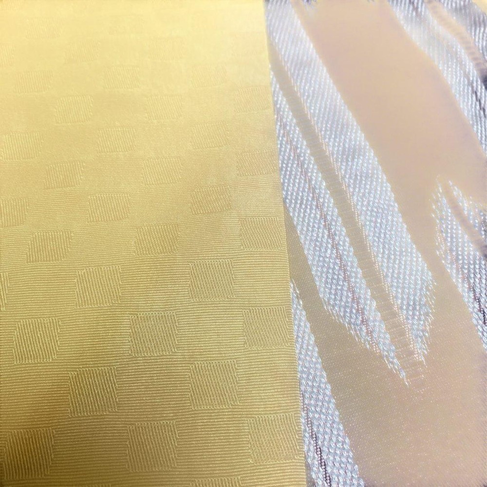 Wide half-width belt on both sides, arrow feather pattern, synthetic fiber