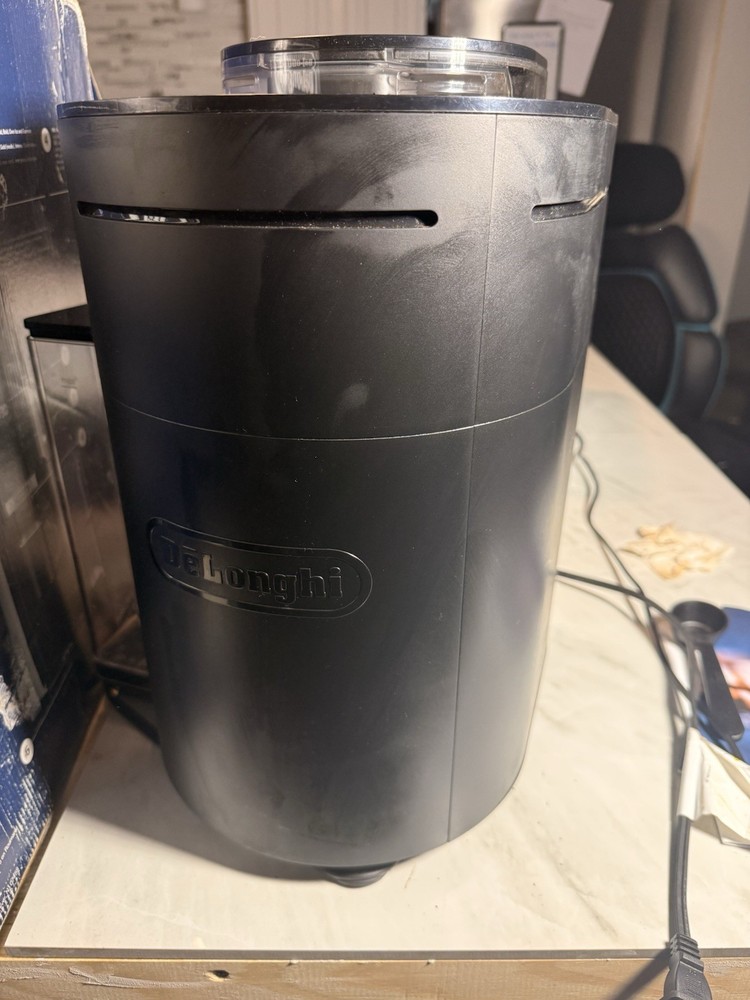 De'Longhi TrueBrew Automatic Coffee Maker, Digital Panel, Black/Silver used