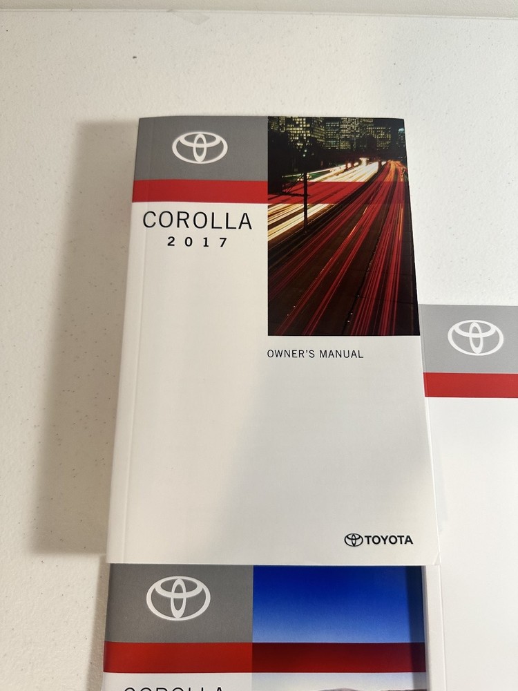 2017 Toyota Corolla Owner's Manual Set