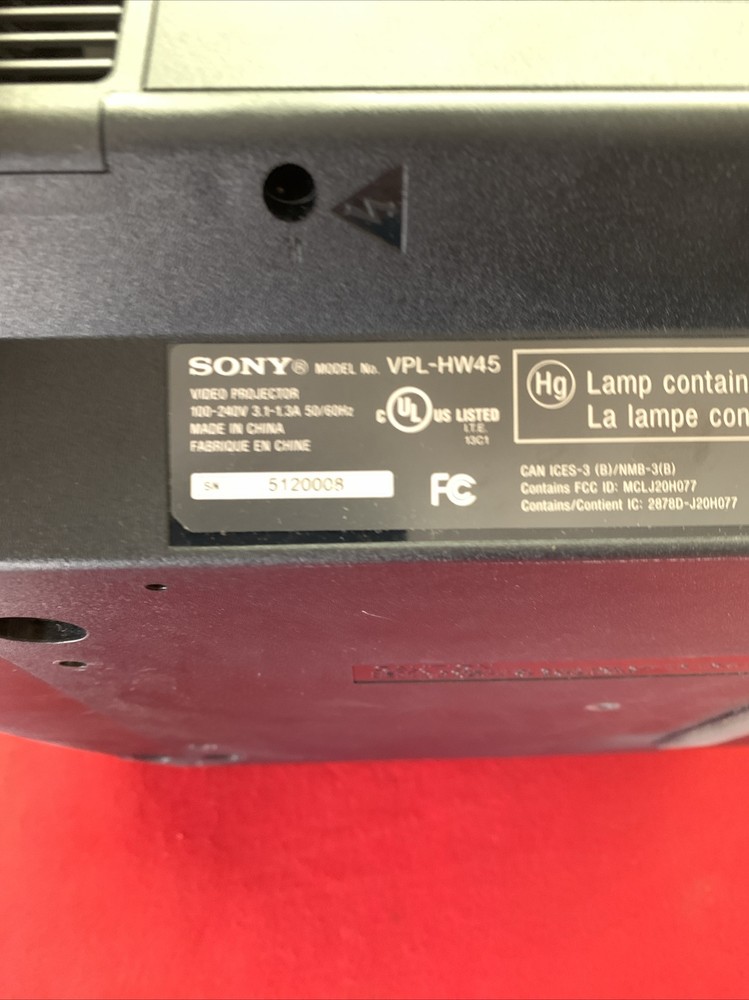 SONY PROJECTOR VPL-HW45 **UNIT PROJECTS IMAGE BUT HDMI PORTS DO NOT WORK**