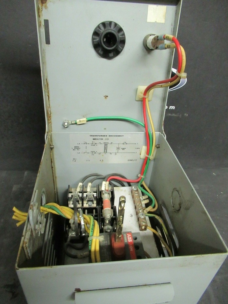 DAIKIN VOLTAGE TRANSFORMER MDGTB-13 480 VOLT