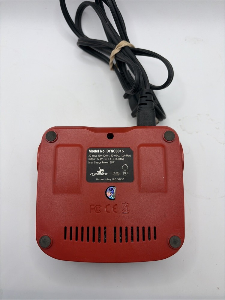 Dynamite Passport P1 Mini charger model DYNC3015
