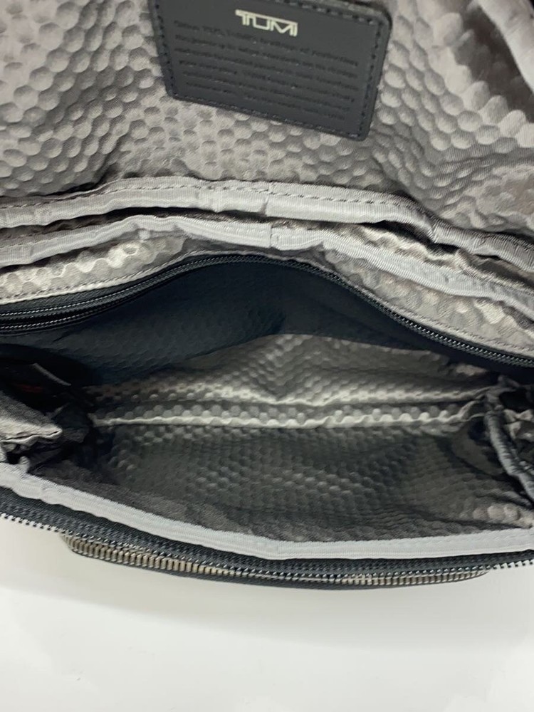 TUMI Black Shoulder Bag - Compact Crossbody, Used