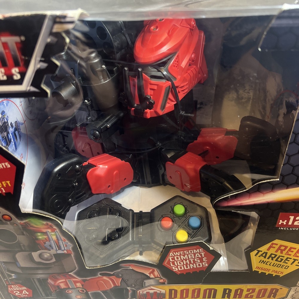 NEW DOOM RAZOR R/C Blazter Robot Combat Creature REMOTE CONTROL. Opened Box.