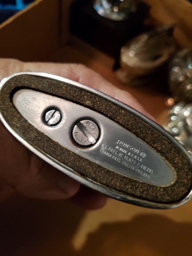 Ronson Rare Vintage Tabletop Lighter Beautiful Rare