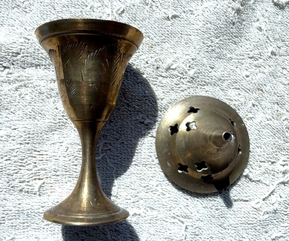 VINTAGE BRASS INCENSE BURNER - AS PICTURED