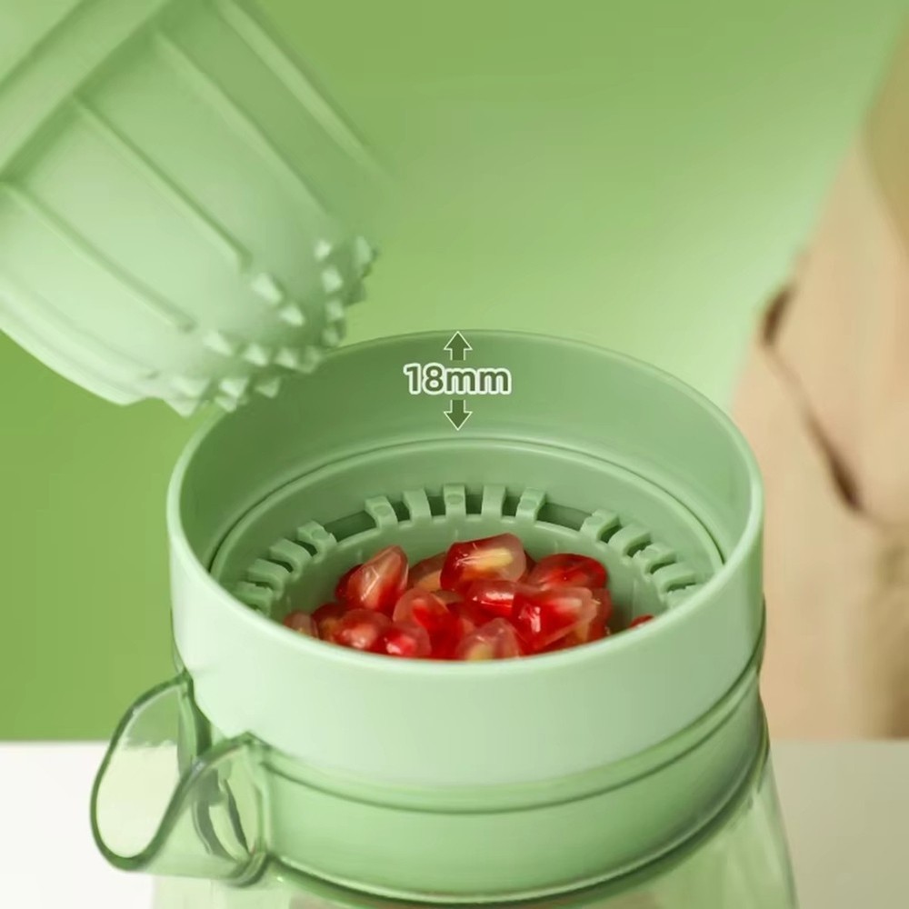400ml Manual Pomegranate Juicer - Compact Fruit Squeezer for Oranges &