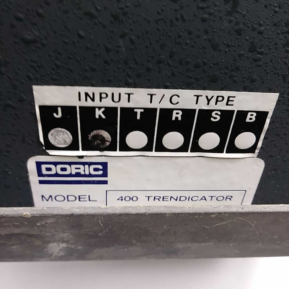 Doric Trendicator 402A Temperature Indicator Module, Powers Up, Parts/Repair